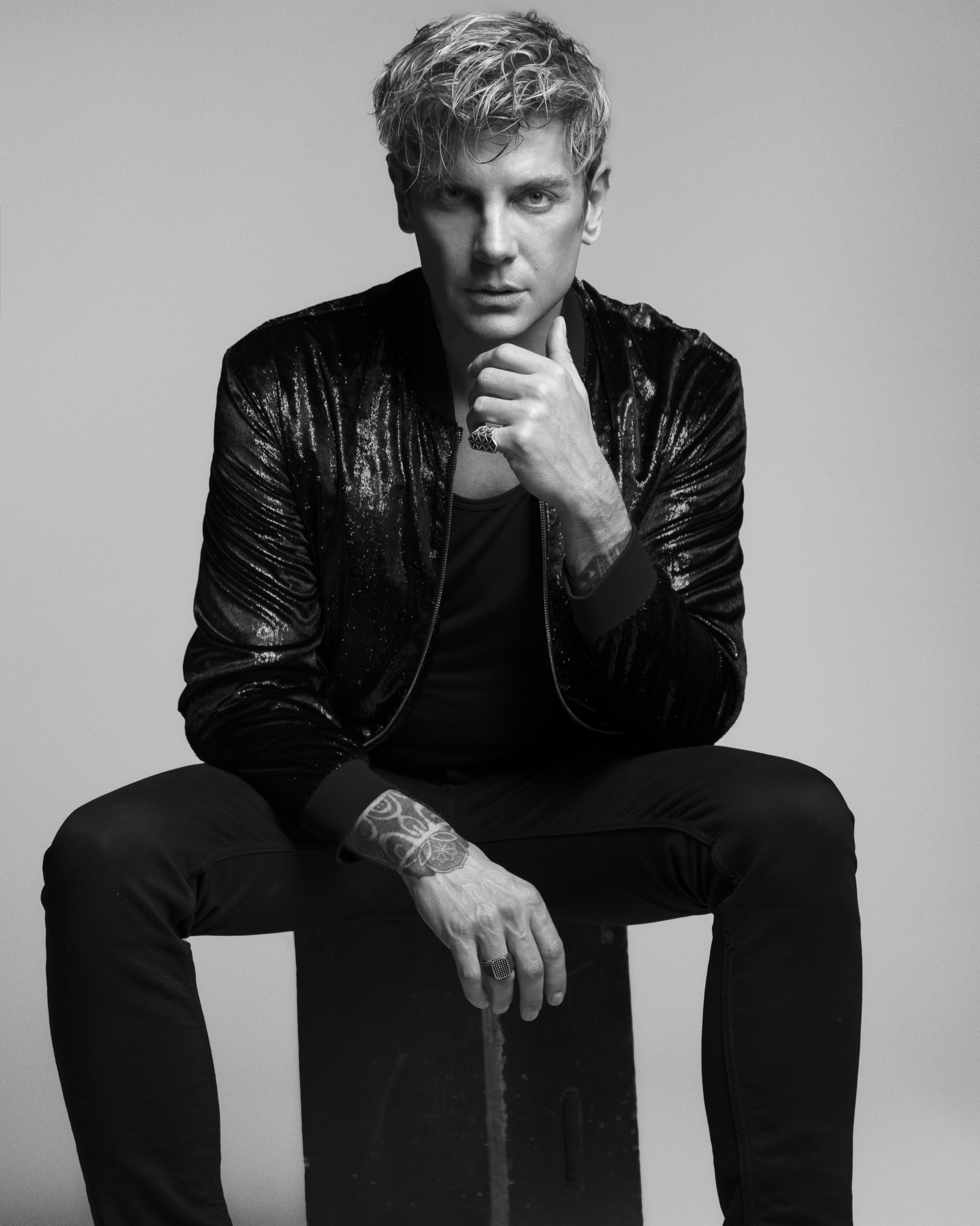 Maksim Mrvica, virtuoso pianist, will perform at St. Michael's Fortress on July 1st! 