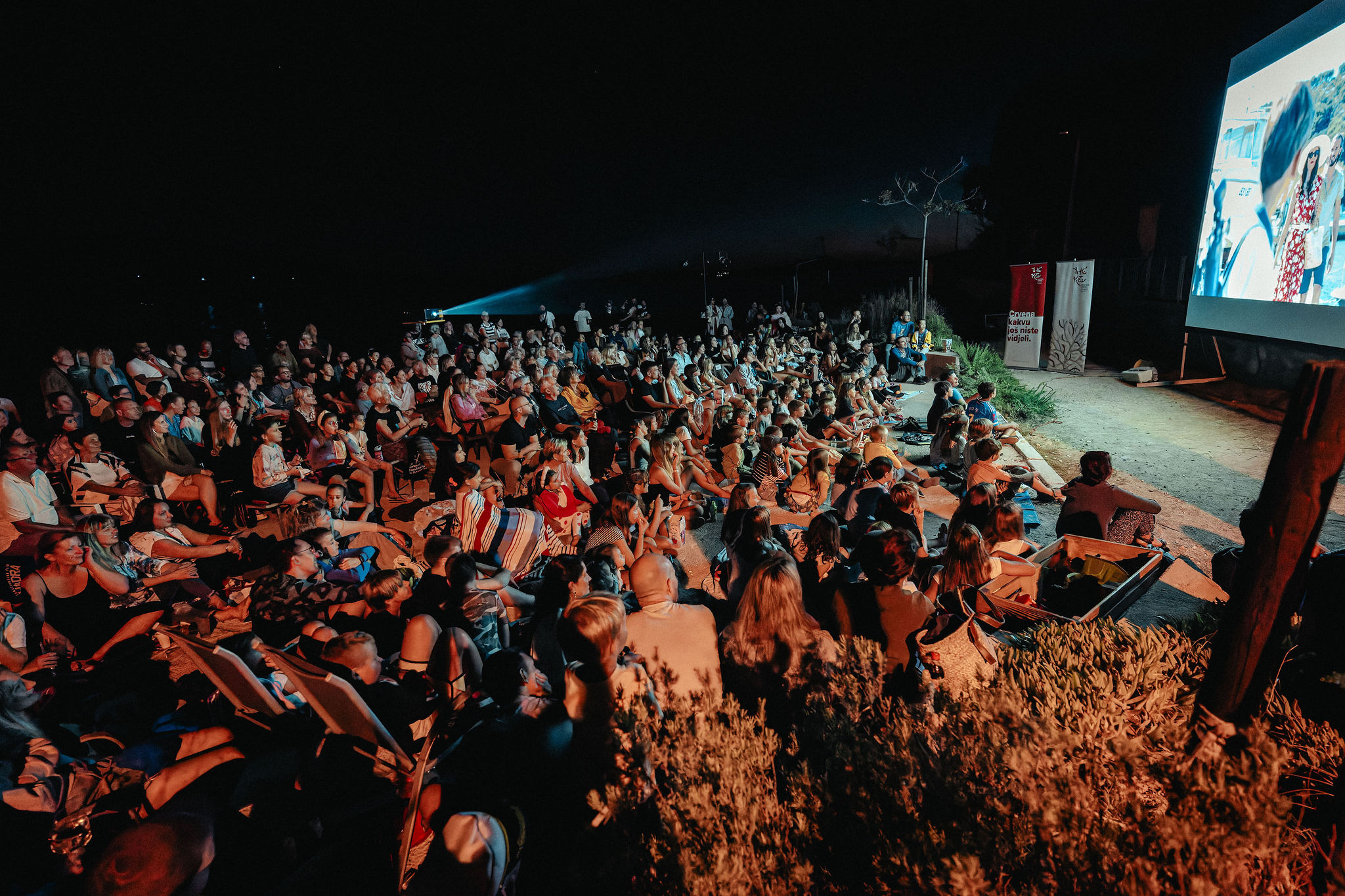 Bumbarovo ljeto vratilo se Zlarinu!